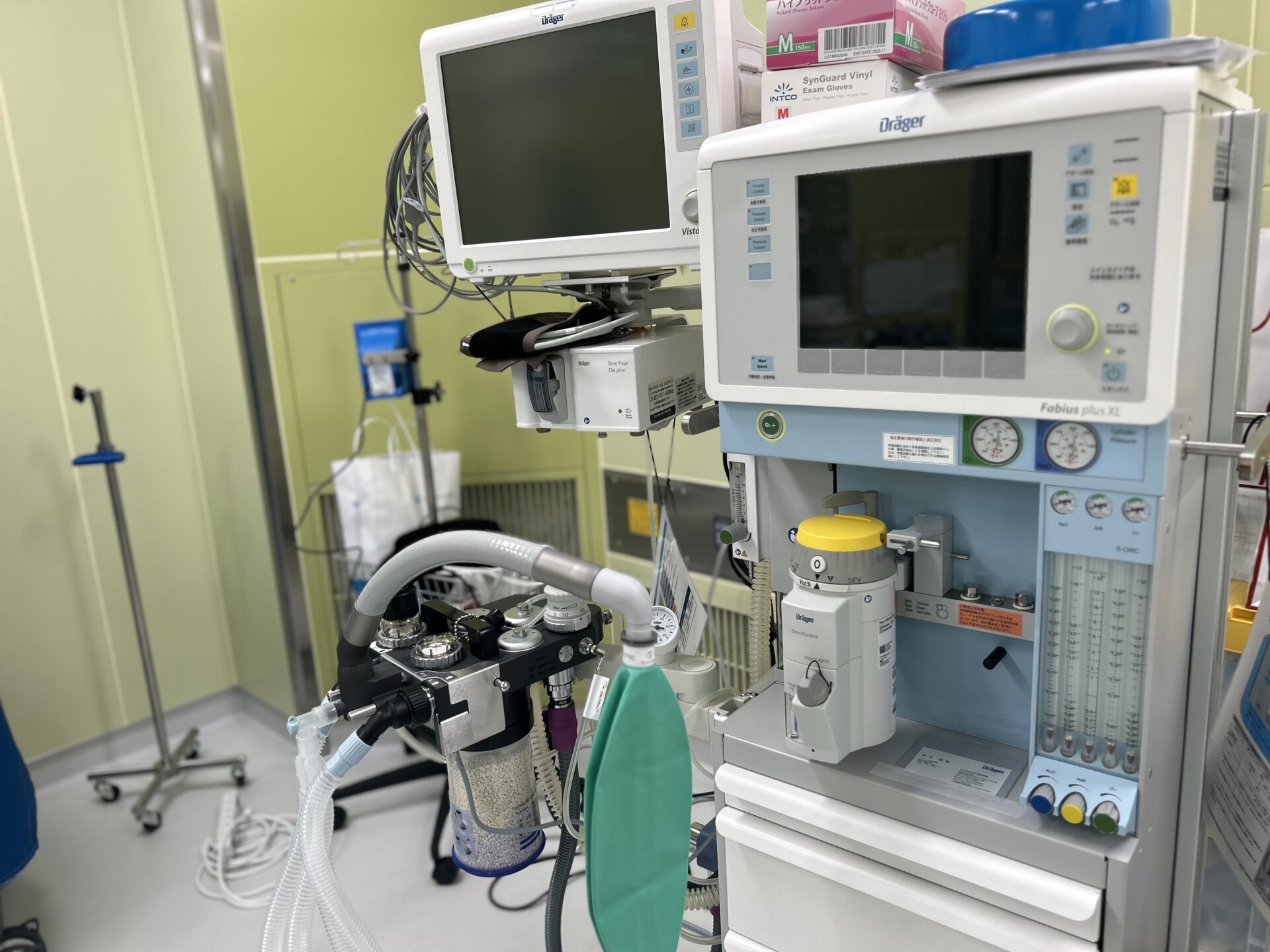 樋口整形外科人工関節クリニックの麻酔器の写真